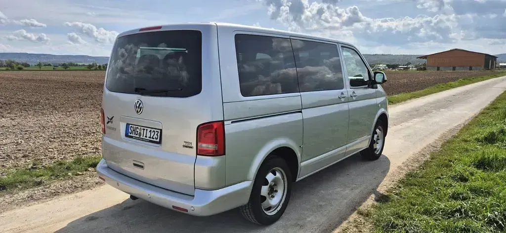Usata VW T5 209 CV (153 kW) 2012 Argento Furgone