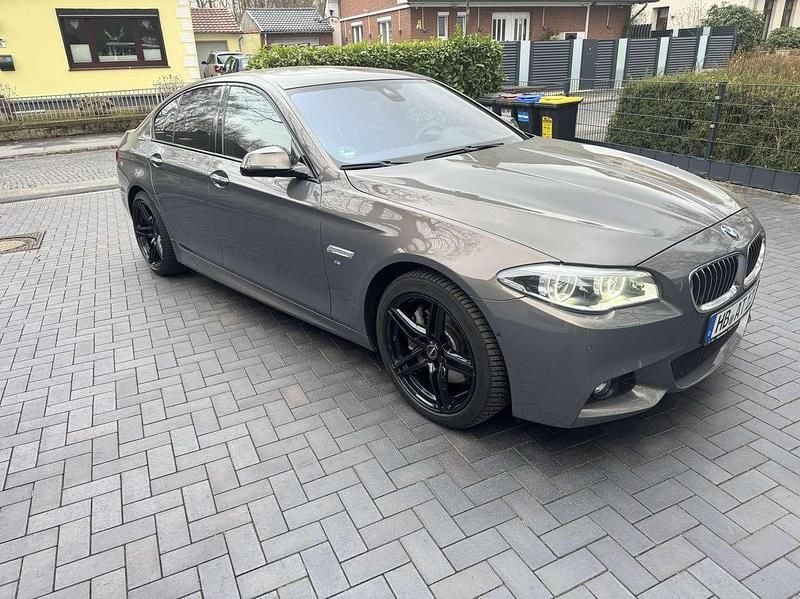 Gebraucht BMW 530 258 PS (189 kW) 2016 Limousine