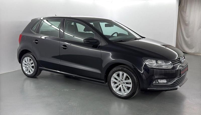Gebraucht VW Polo Comfortline 90 PS (66 kW) 2016 Schwarz Kleinwagen