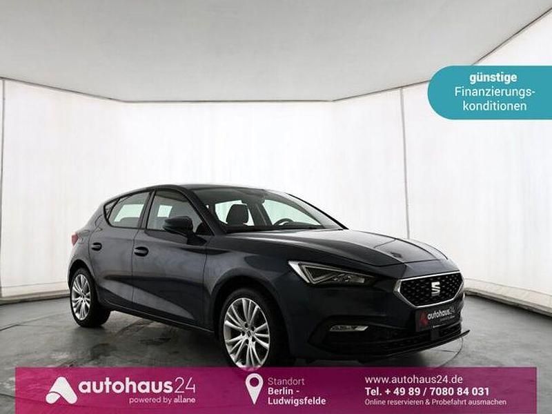 Grau Gebraucht 2021 Seat Leon Style Limousine | 16.390 € (Guter Preis) - Bild 1/4