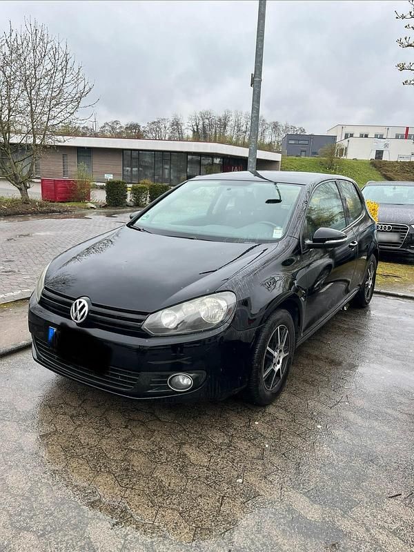 Gebraucht VW Golf VI 86 PS (63 kW) 2011 Schwarz Kleinwagen