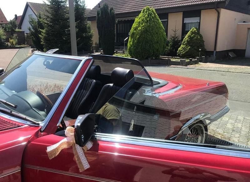 Rot Gebraucht 1986 Mercedes SL300 Cabrio | 58.000 € - Bild 1/4