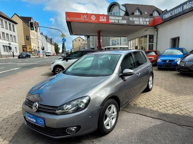 Grau Gebraucht 2010 VW Golf VI Team Limousine | 7.400 € (Fairer Preis) - Bild 1/4
