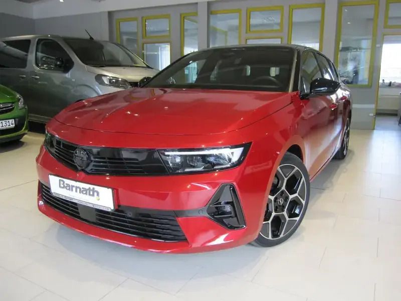 Rot Gebraucht 2023 Opel Astra Ultimate Kombi | 27.800 € (Teuer) - Bild 1/4
