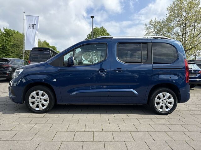 Gebraucht Opel Combo Innovation 131 PS (96 kW) 2021 Blau Van / Kleinbus