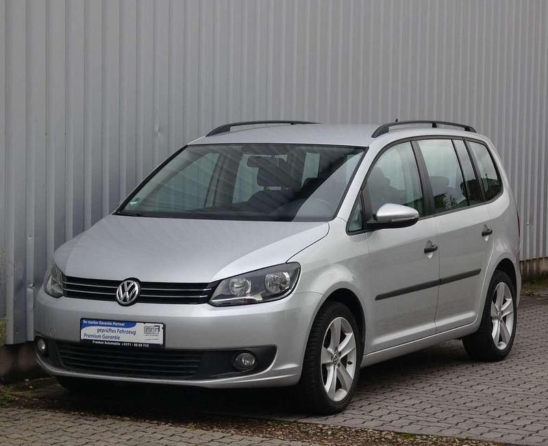 Gebraucht VW Touran 140 PS (102 kW) 2011 Silber Van / Kleinbus