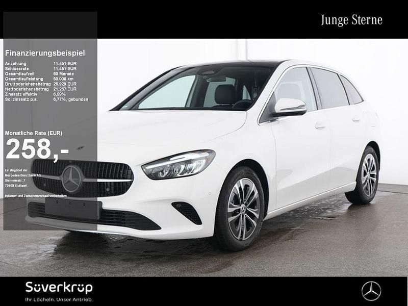 Weiß Gebraucht 2024 Mercedes B180 Progressive Van / Kleinbus | 32.718 € (Fairer Preis) - Bild 1/2