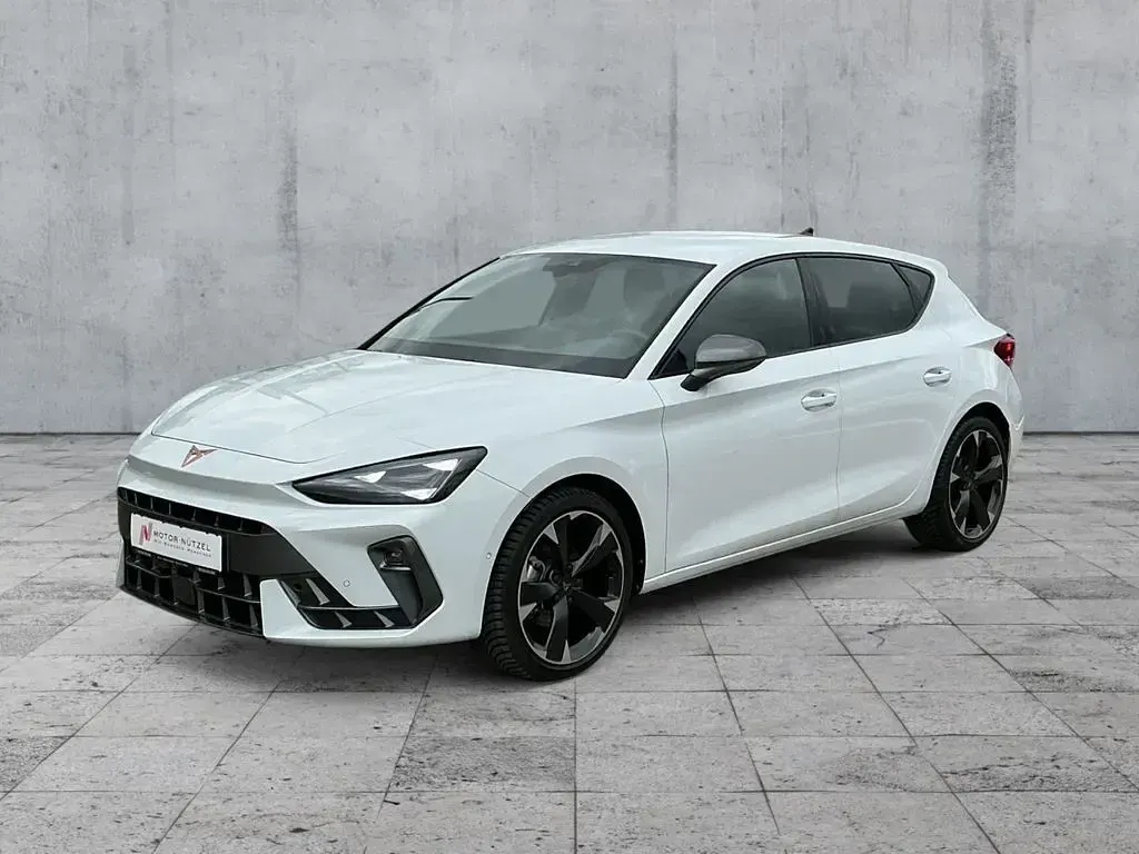 Usata Cupra Leon 150 CV (110 kW) 2025 Bianco Berlina