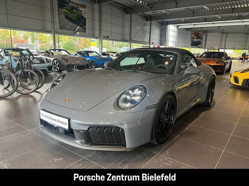 Grau Gebraucht 2025 Porsche 911 Carrera 4 GTS Cabrio | 195.600 € - Bild 1/4