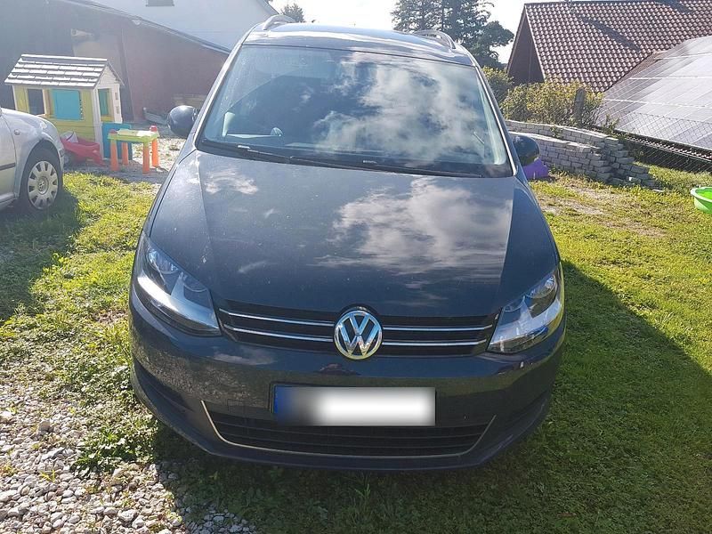 Gebraucht VW Sharan 150 PS (110 kW) 2015 Grau Van / Kleinbus