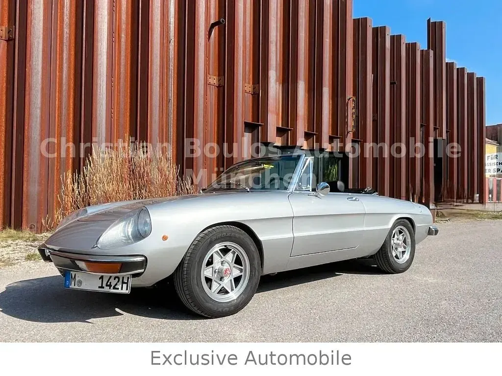 Gebraucht Alfa Romeo Spider Veloce 132 PS (97 kW) 1971 Silber Cabrio