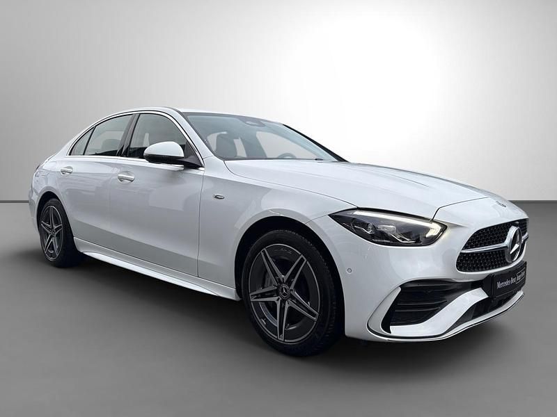 Gebraucht Mercedes C300e AMG 313 PS (230 kW) 2025 Weiß Limousine