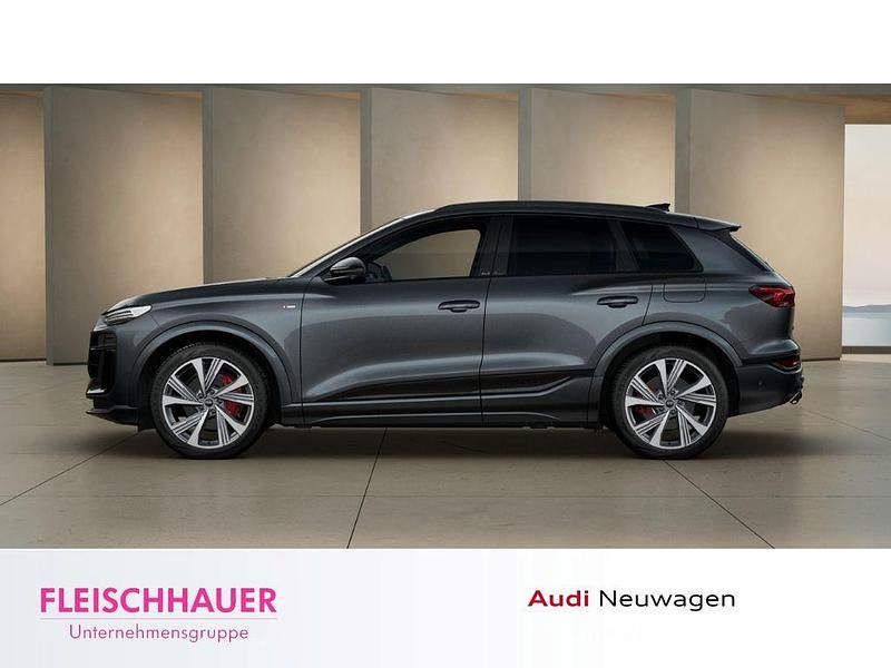 Neu Audi e-tron S-Line 314 kW (428 PS) 2026 Grau SUV
