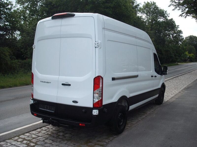 Gebraucht Ford Transit 131 PS (96 kW) 2022 Weiß Limousine