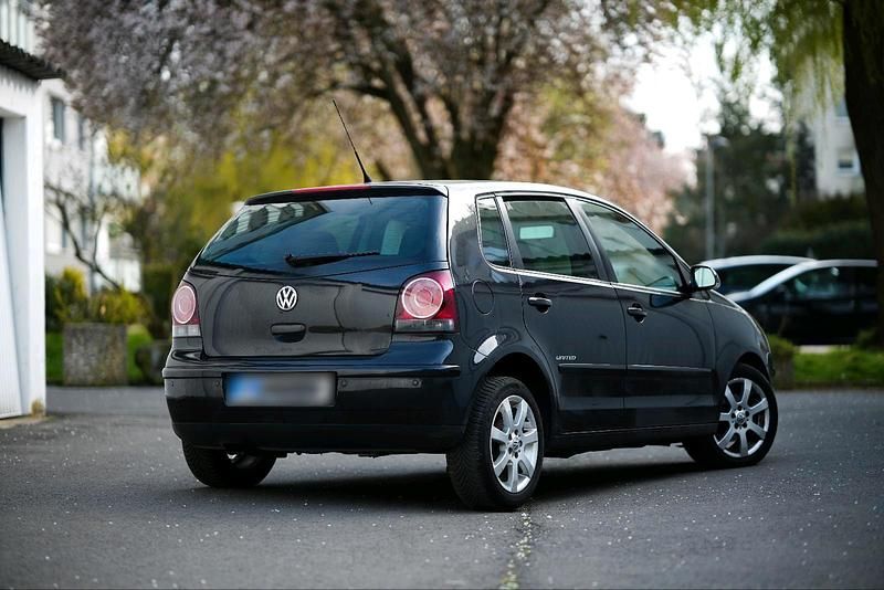 Gebraucht VW Polo 69 PS (50 kW) 2008 Schwarz Kleinwagen