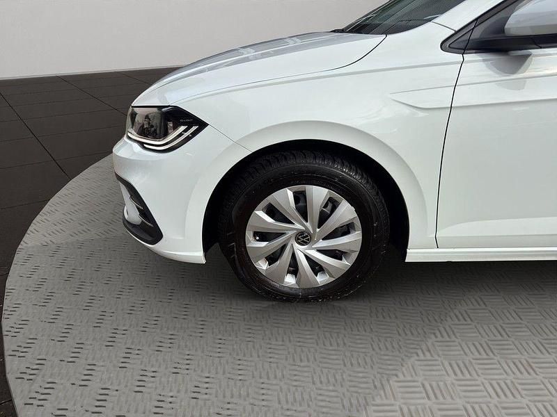 Gebraucht VW Polo Style 95 PS (69 kW) 2024 Weiß Limousine