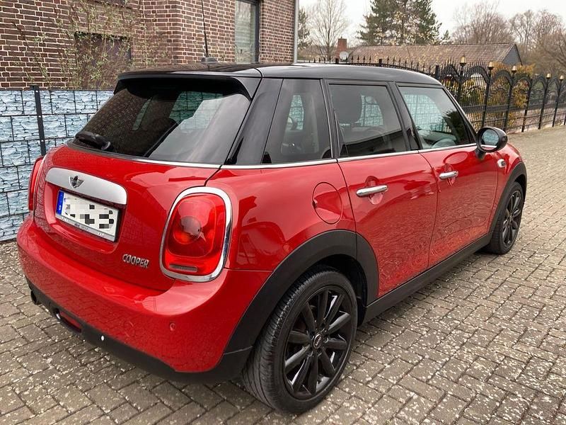 Gebraucht Mini Cooper 136 PS (100 kW) 2015 Rot Kleinwagen