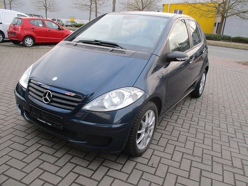 Gebraucht Mercedes A150 95 PS (69 kW) 2008 Blau Kleinwagen