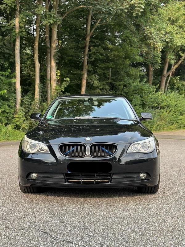 Gebraucht BMW 523 177 PS (130 kW) 2005 Schwarz Limousine