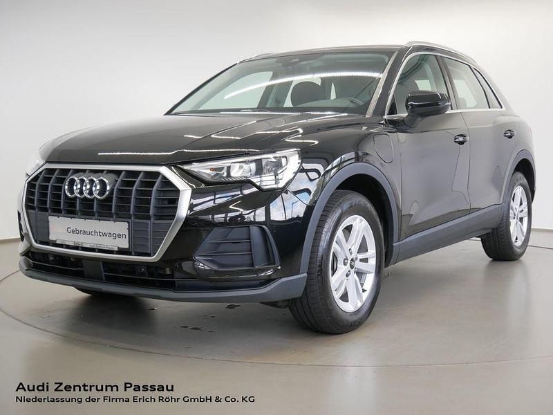 Mythosschwarz metallic Gebraucht 2021 Audi Q3 Ambiente SUV | 26.490 € (Guter Preis) - Bild 1/4
