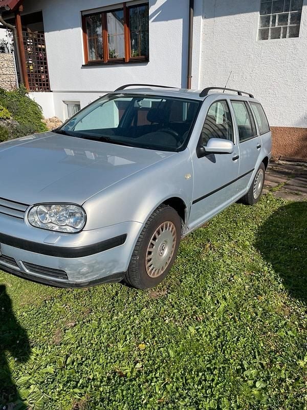 Gebraucht VW Golf IV 100 PS (73 kW) 1999 Silber Kombi