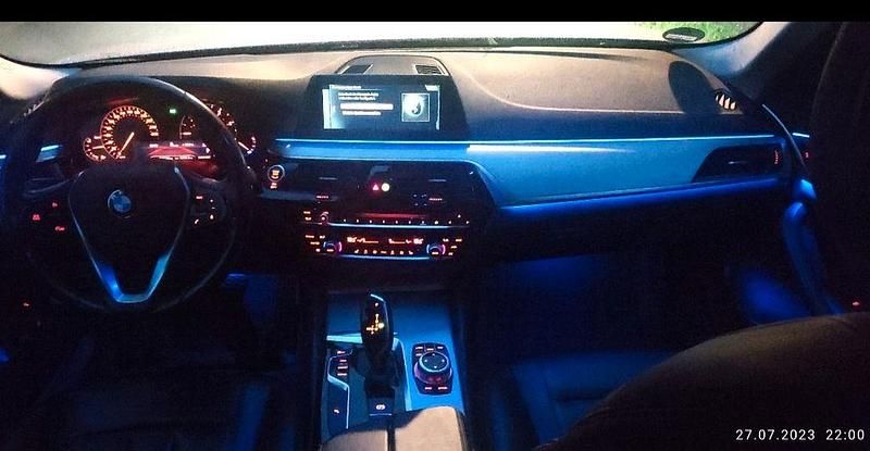 Gebraucht BMW 530 265 PS (194 kW) 2018 Silber Kombi