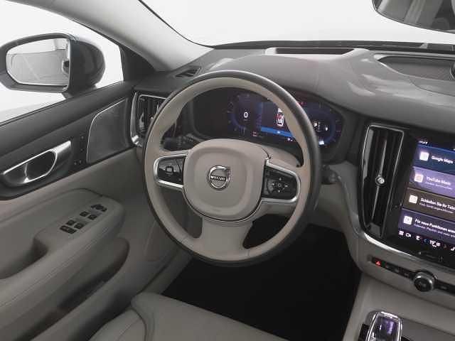 Gebraucht Volvo V60 CC 145 PS (106 kW) 2024 Kombi