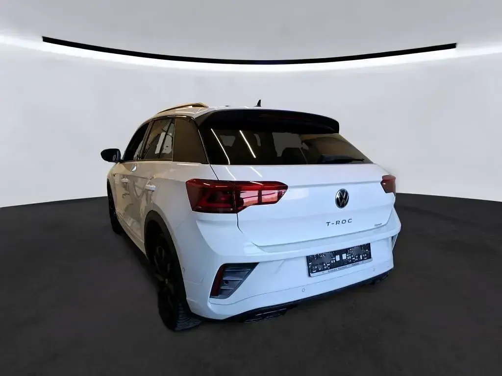 Usata VW T-Roc R-line 150 CV (110 kW) 2023 Bianco SUV