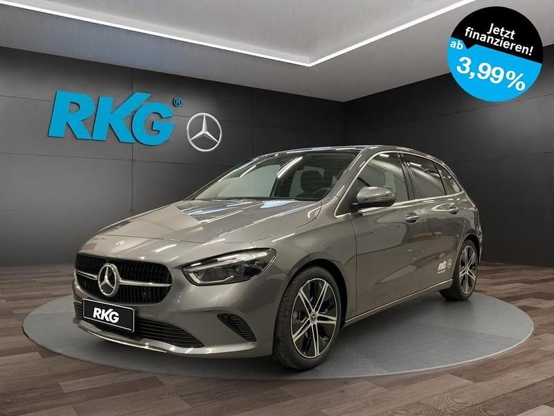 Grau Gebraucht 2025 Mercedes 200 Progressive Limousine | 43.890 € (Fairer Preis) - Bild 1/4