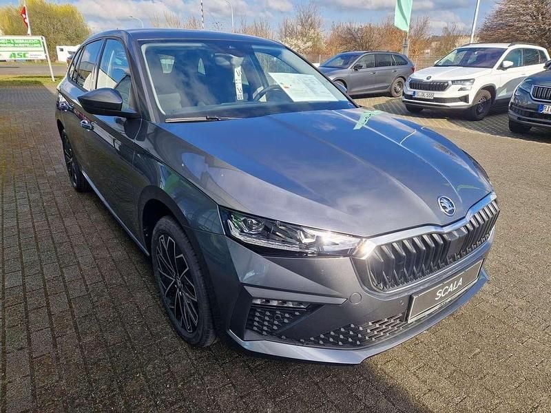 Graphitegrau metallic Neu 2025 Skoda Scala Tour Kleinwagen | 28.990 € (Etwas zu teuer) - Bild 1/4