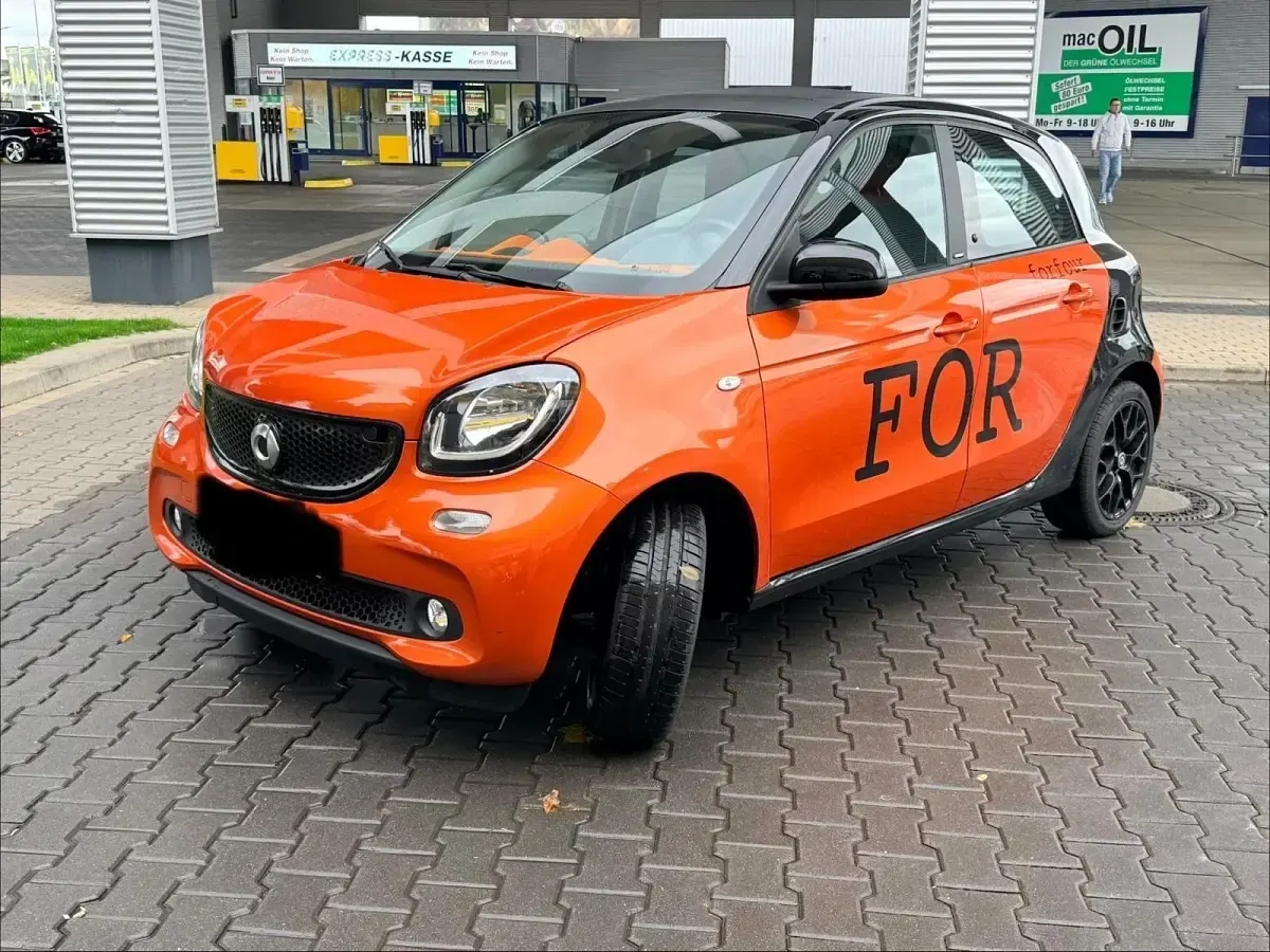 Używany Smart ForFour Passion 71 KM (52 kW) 2015 Pomarańczowy Hatchback