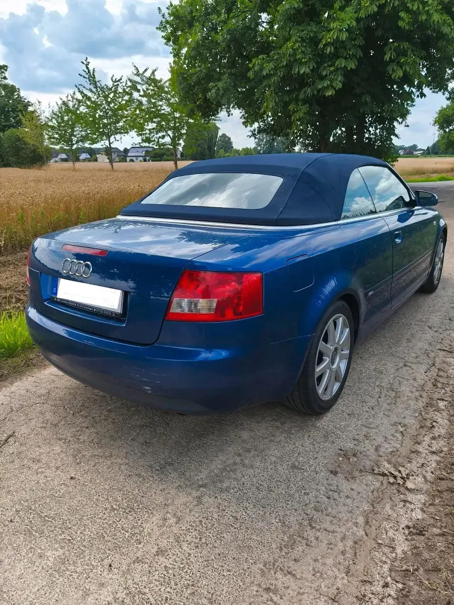 Gebraucht Audi A4 Cabriolet 163 PS (119 kW) 2004 Blau Cabrio