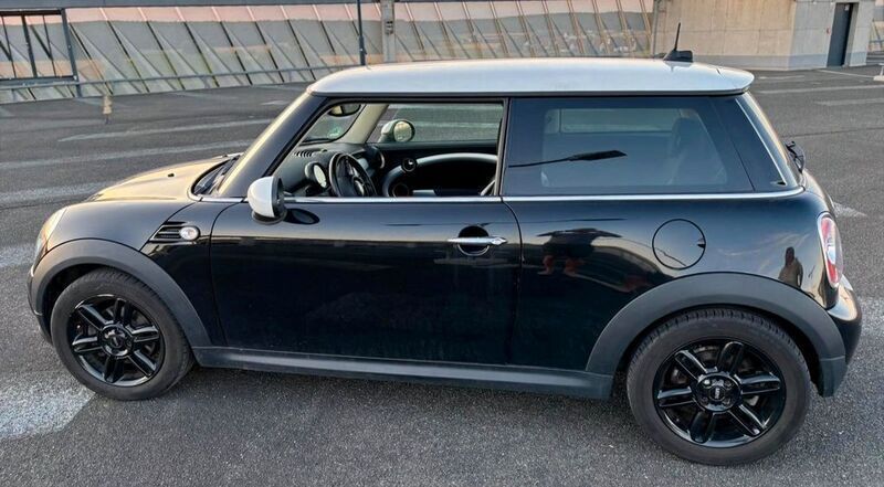 Schwarz Gebraucht 2012 Mini Cooper Kleinwagen | 7.900 € (Guter Preis) - Bild 1/4