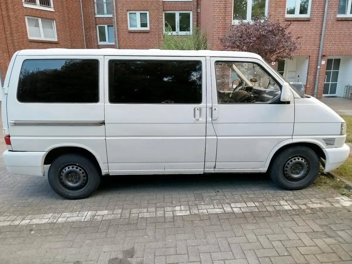 Używany VW Transporter 102 KM (75 kW) 1997 Biały Van