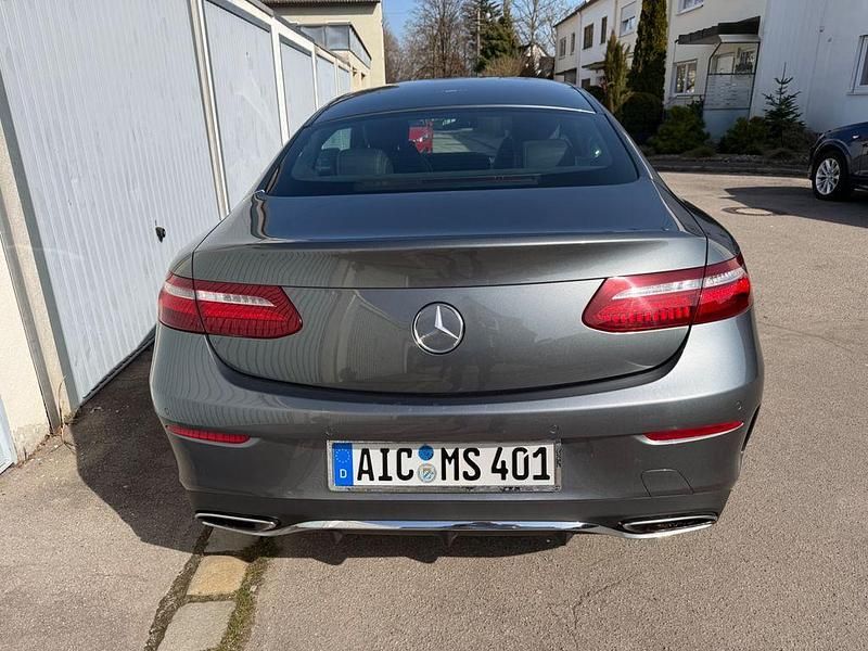 Gebraucht Mercedes E300 AMG 245 PS (180 kW) 2017 Grau Coupé