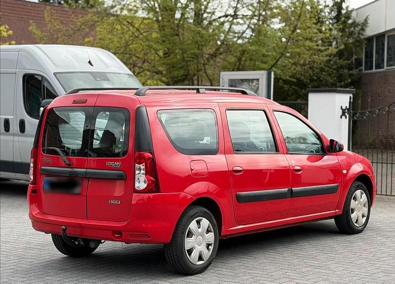 Gebraucht Dacia Logan 85 PS (62 kW) 2010 Rot Kombi