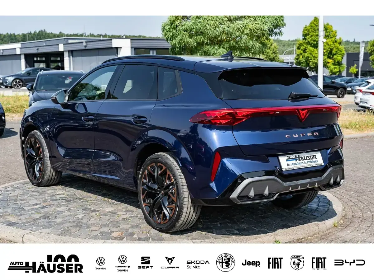 Neu Cupra Terramar VZ 272 PS (200 kW) 2026 Dunkelblau SUV