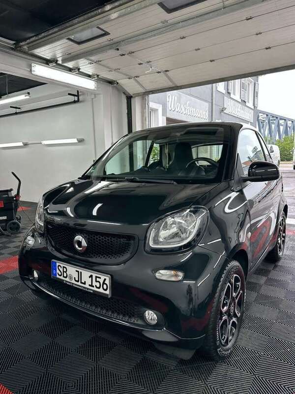 Schwarz Gebraucht 2015 Smart ForTwo Coupé Prime Coupé | 11.800 € (Fairer Preis) - Bild 1/4