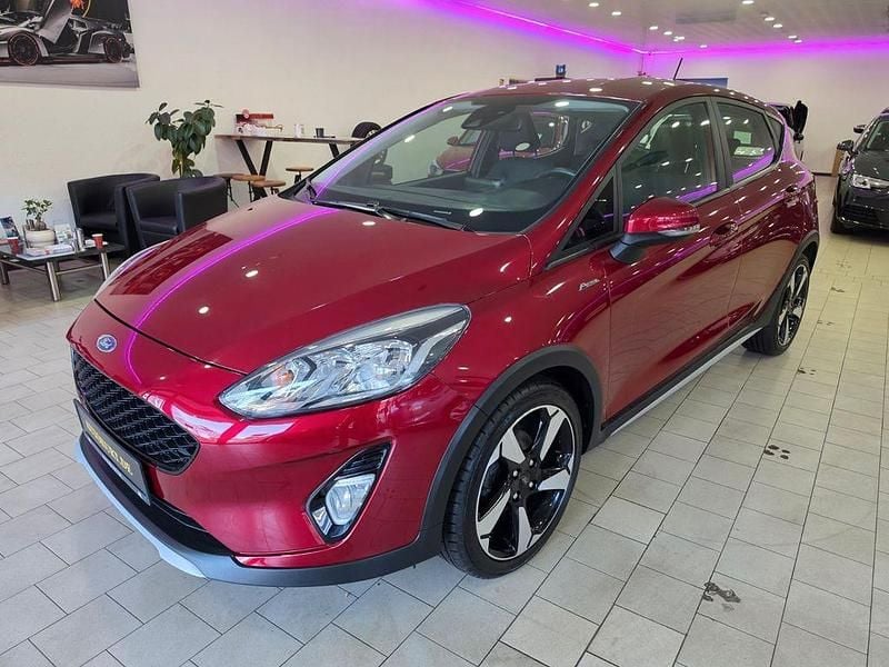 Gebraucht Ford Fiesta Active 101 PS (74 kW) 2019 Rot Kleinwagen