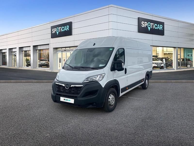 Weiß Gebraucht 2024 Opel Movano Van | 26.890 € (Superpreis) - Bild 1/3