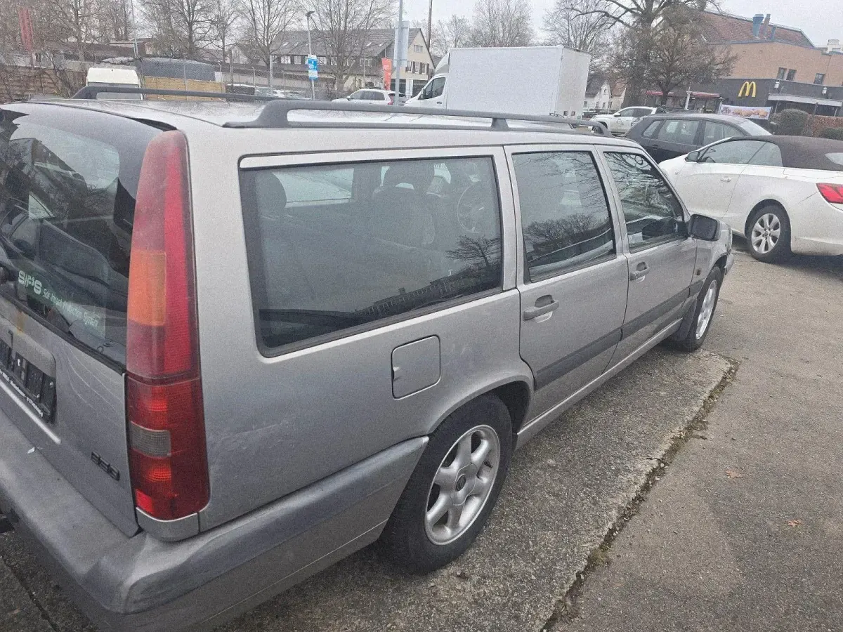 Gebraucht Volvo 850 144 PS (105 kW) 1995 Grau Kombi
