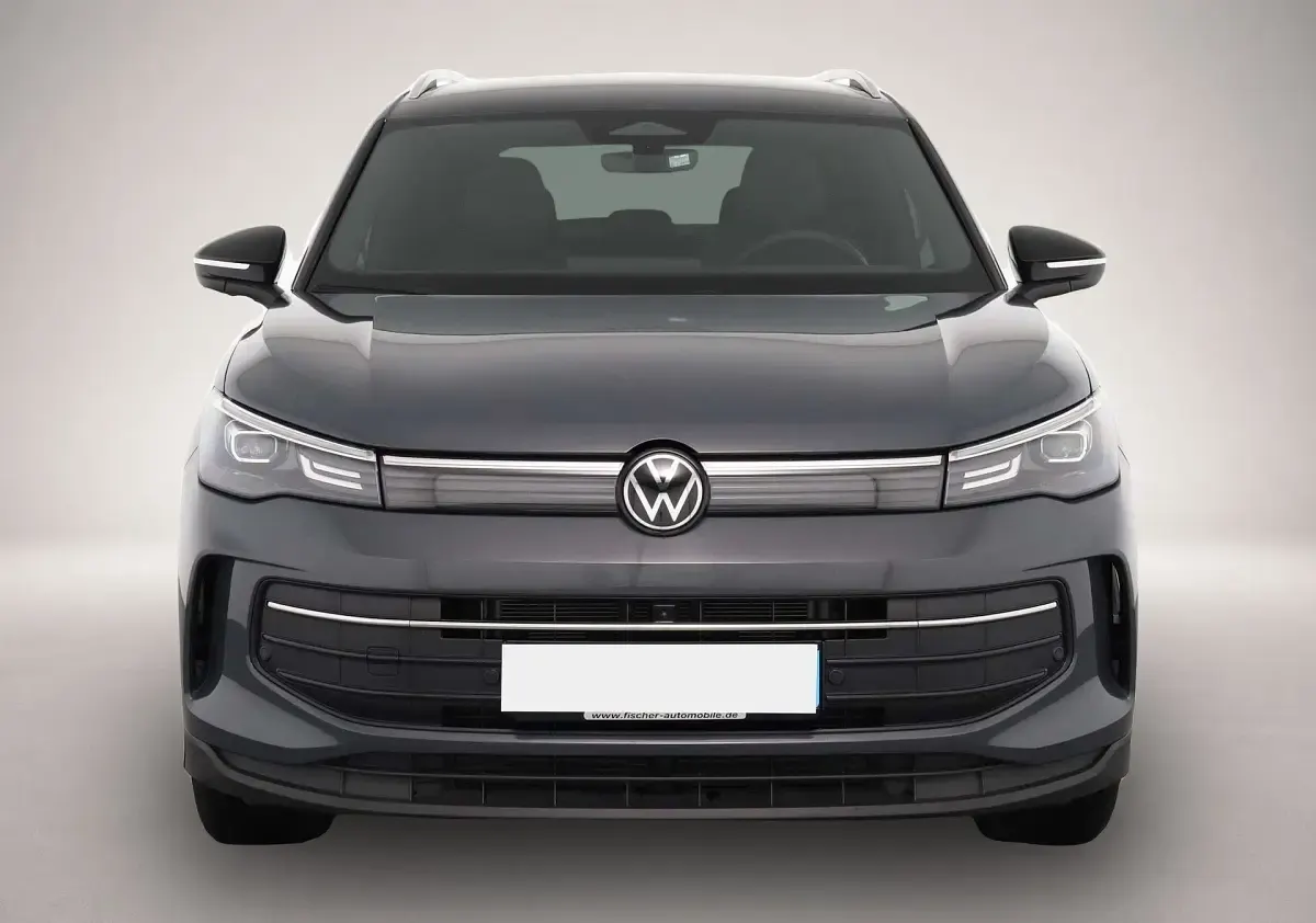 Gebraucht VW Tiguan Goal 150 PS (110 kW) 2025 Delfingrau metallic SUV