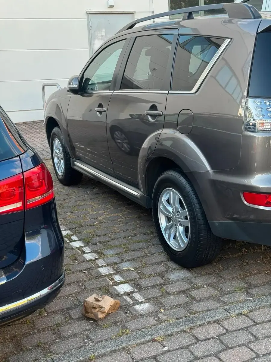 Gebraucht Mitsubishi Outlander 156 PS (114 kW) 2012 Braun SUV