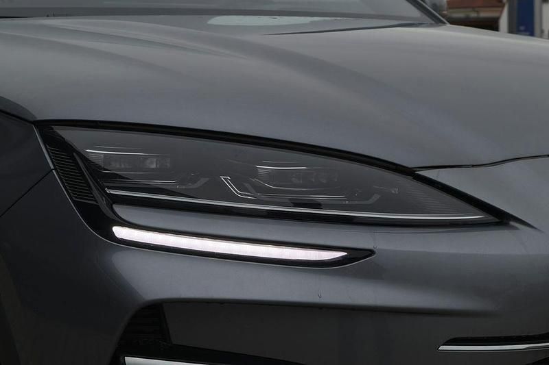 Neu BYD Seal U Design 324 PS (238 kW) 2025 Grau SUV