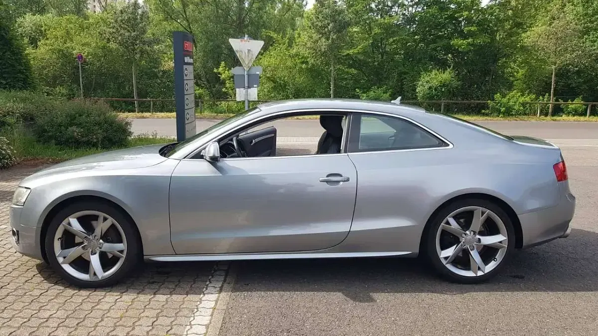 Gebraucht Audi A5 Comfort 239 PS (175 kW) 2012 Grau Coupé