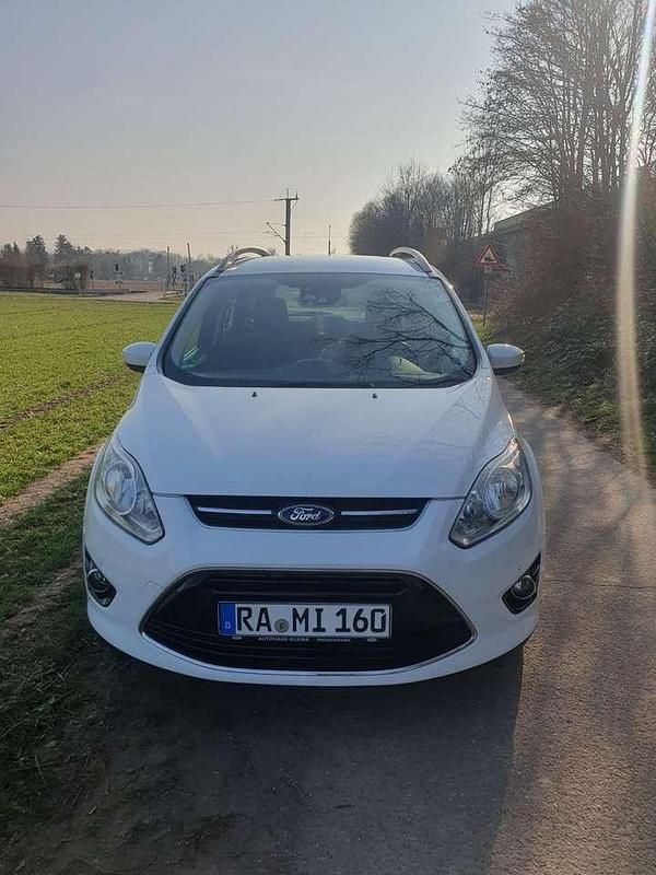 Weiß Gebraucht 2014 Ford Grand C-Max SYNC Edition Van / Kleinbus | 7.400 € (Fairer Preis) - Bild 1/4