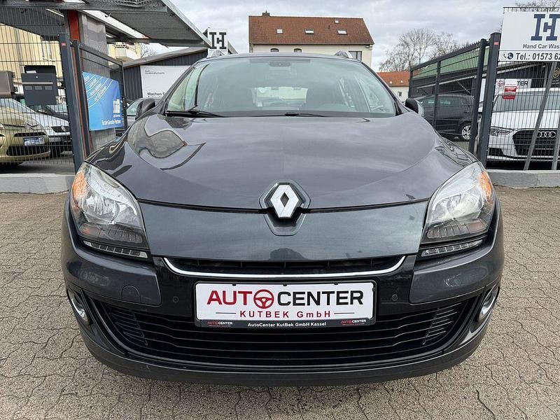 Gebraucht Renault Mégane III LIMITED 110 PS (80 kW) 2013 Grau Limousine