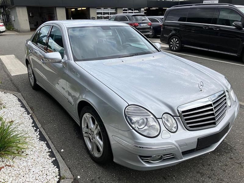 Gebraucht Mercedes E200 Avantgarde 184 PS (135 kW) 2006 Silber Limousine