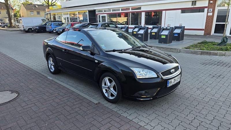 Schwarz Gebraucht 2007 Ford Focus Cabriolet Trend Cabrio | 3.500 € (Etwas zu teuer) - Bild 1/4