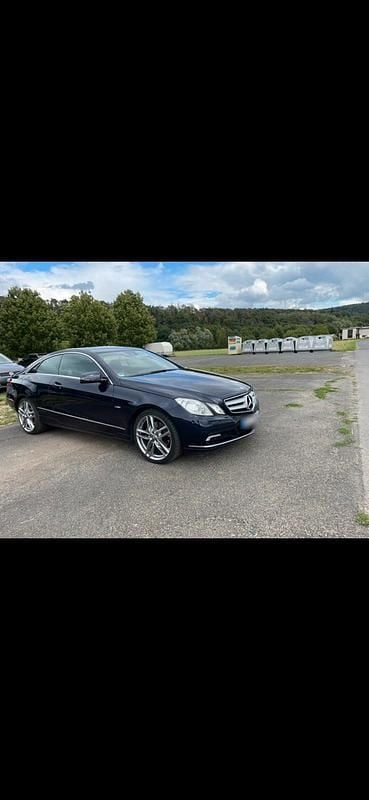 Second-hand Mercedes E350 231 CP (169 kW) 2010 Albastru Coupe